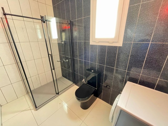  GİRNE MERKEZDE SATILIK 3+1 FULL EŞYALI PENTHOUSE