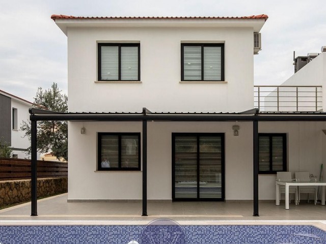 Luxuriös eingerichtete 4+1-Villa mit Pool im Zentrum von Kyrenia zu vermieten