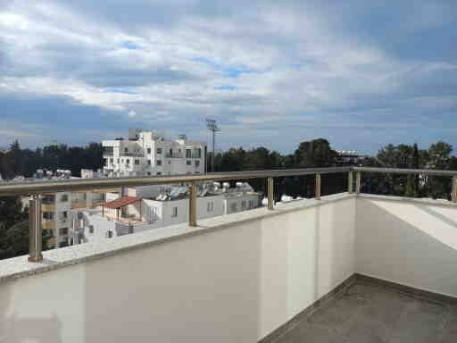 Luxury furnished 2+1 penthouse for rent in the center of Kyrenia