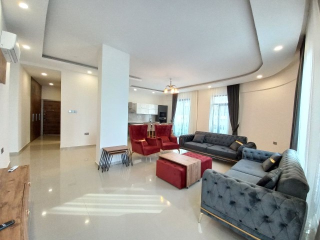 Luxury 3+1 flat for rent in a complex with pool in the center of Kyrenia