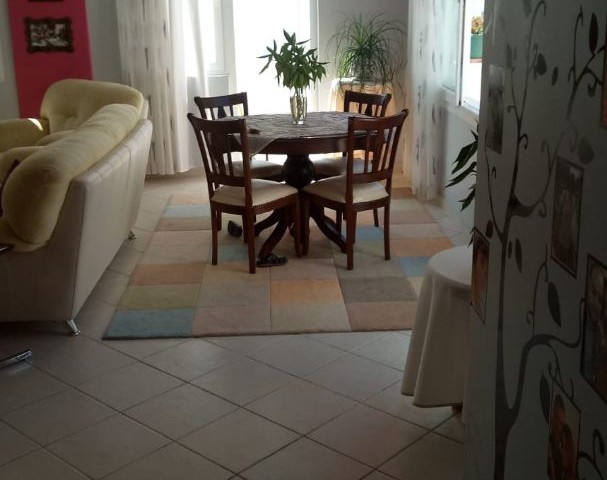 GİRNE MERKEZDE SATILIK 4+1 penthouse