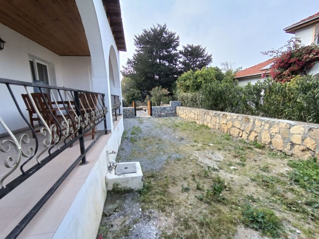 4+1 DETACHED HOUSE WITH POOL AND LARGE GARDEN IN KYRENIA LAPTA REGION