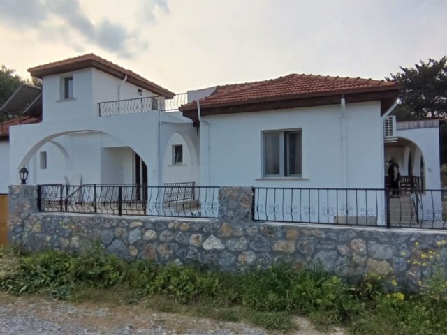 4+1 DETACHED HOUSE WITH POOL AND LARGE GARDEN IN KYRENIA LAPTA REGION