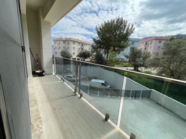 2+1 FLAT IN THE CENTER OF KYRENIA WITH A FULL FULL FURNISHED POOL