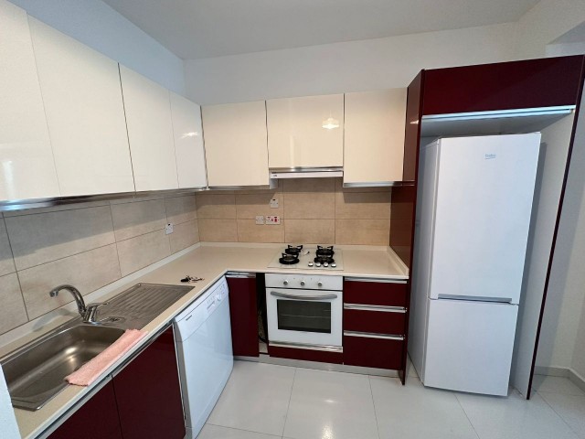 Zu vermieten 2+1 Wohnung in Kyrenia Zentrum