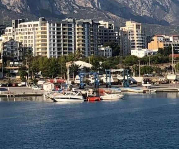 3+1 apartment for sale 0 to sea in Kyrenia
