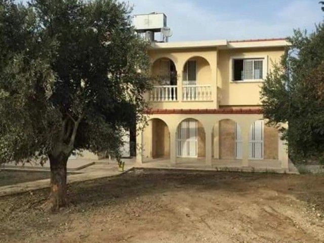 Villa To Rent in Lapta, Kyrenia