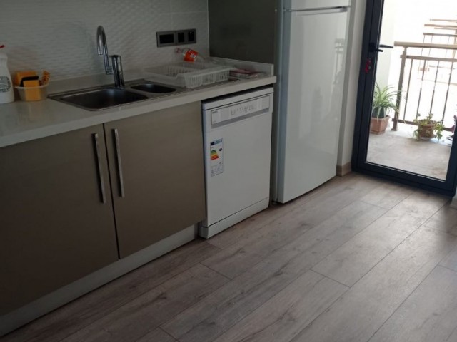 2-1 flat for rent in Kyrenia