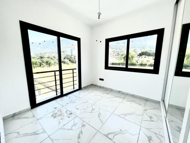 4+1 Villa ZUM VERKAUF IN DER REGION KYRENIA KARŞIYAKA