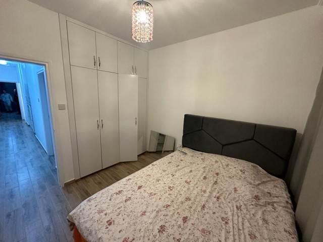 GİRNE MERKEZDE 3+1  GENİŞ 145M2 SATILIK DAİRE