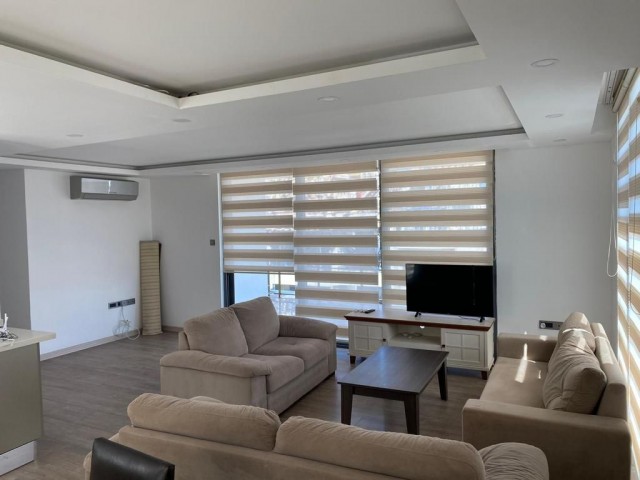 Fully furnished 3+1 flat for rent in the center of Kyrenia