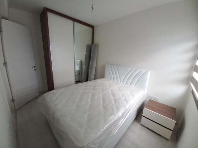 Girne merkezde dağ deniz manzaralı lüx 3+1 penthouse