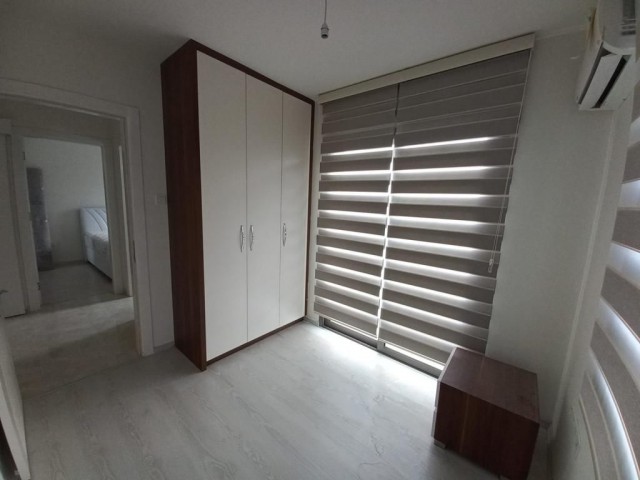 Girne merkezde dağ deniz manzaralı lüx 3+1 penthouse