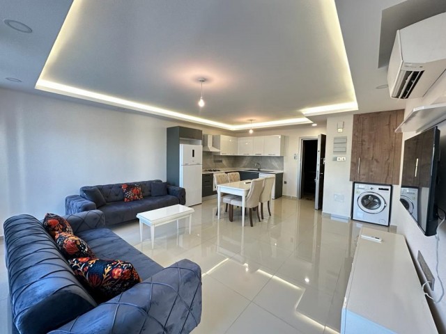 Luxuriös möblierte 2+1-Wohnung im Zentrum von Kyrenia