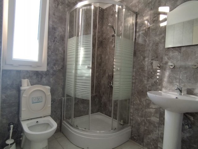 3+1 FLAT FOR SALE IN KYRENIA CENTER WITH SEA VIEW