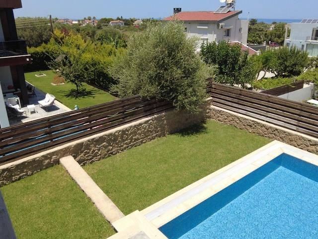 Luxury 4+1 villa in Edremit, Girne