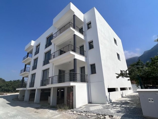 2+1 FLATS FOR SALE IN KYRENIA LAPTA AREA