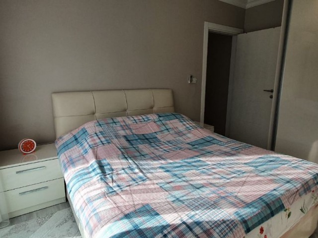 GİRNE MERKEZDE SATILIK DAİRE 3+1