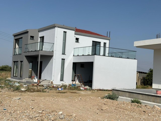 4+1 VILLA FOR SALE IN NICOSIA DEMİRHAN AREA