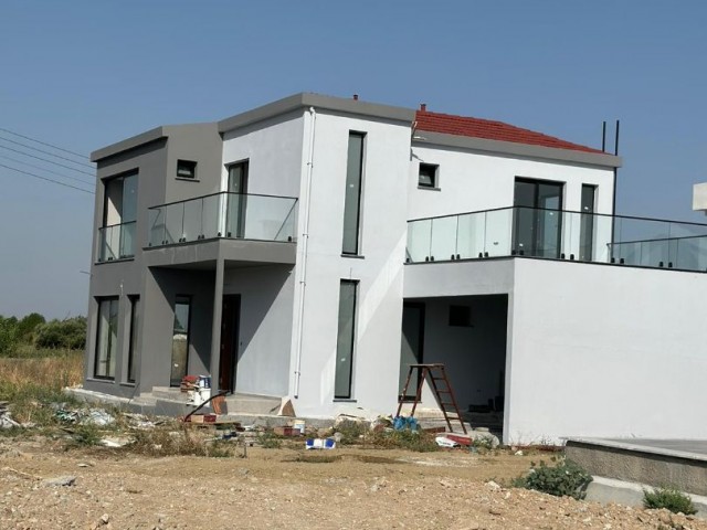 4+1 VILLA FOR SALE IN NICOSIA DEMİRHAN AREA