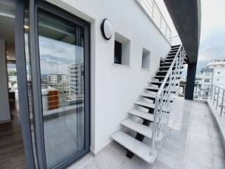 Luxury 3+1 penthouse with mountain sea view in the center of Kyrenia