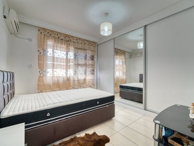 2+1 FLAT FOR SALE IN KYRENIA CENTER