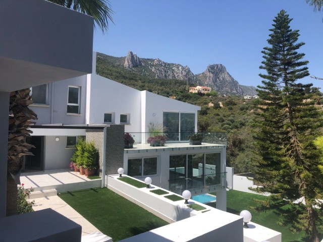 5+1 LUXURY VILLA FOR SALE IN GIRNE ÇATALKÖY AREA