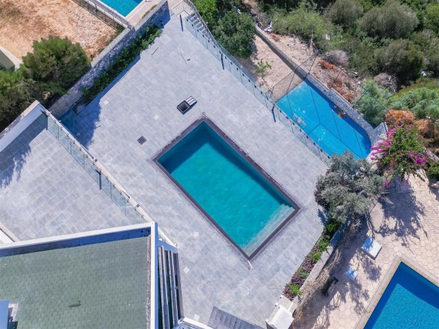 ULTRA-LUXUS-VILLA 11+2 ZUM VERKAUF IN KYRENIA, EDREMIT-GEBIET