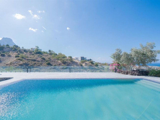 ULTRA-LUXUS-VILLA 11+2 ZUM VERKAUF IN KYRENIA, EDREMIT-GEBIET