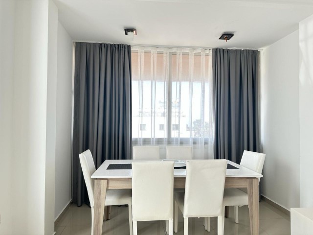 GİRNE MERKEZDE FULL EŞYAL 2+1 KİRALIK PENTHOUSE