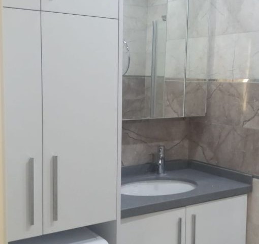 FULLY FURNISHED 2+1 FLAT FOR RENT IN KYRENIA CENTER