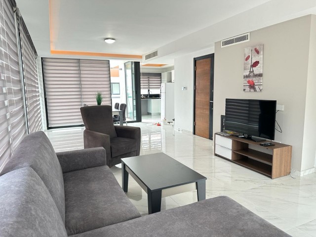 GİRNE MERKEZDE DAĞ DENİZ MANZARALI 3+1 KİRALIK PENTHOUSE 