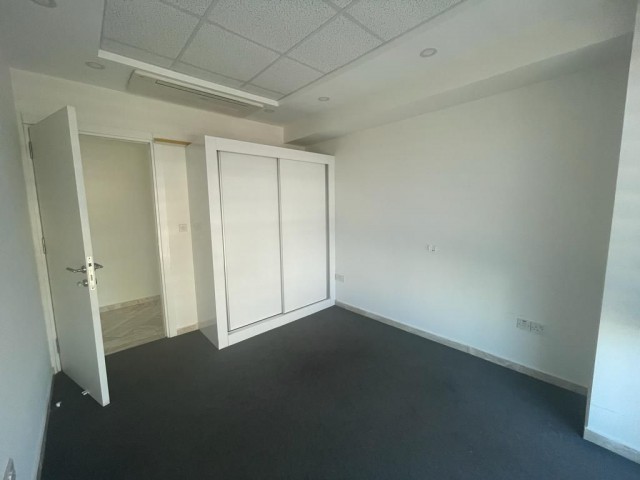 3 ROOM OFFICE FOR RENT WITH COMMERCIAL PERMIT IN KYRENIA CENTER