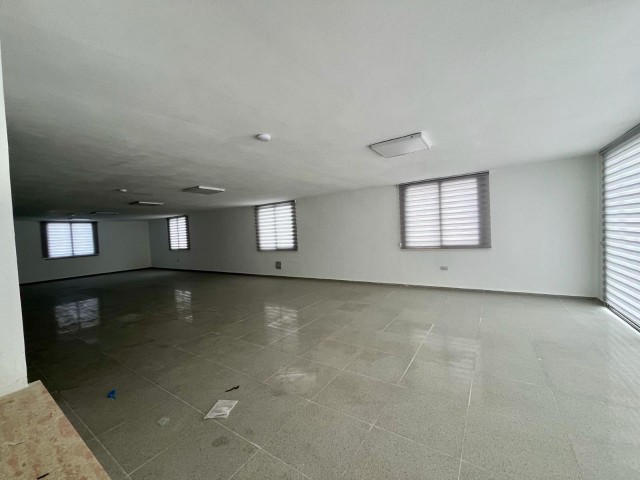 3 ROOM WORKPLACE WITH COMMERCIAL PERMIT IN GIRNE ÇATALKÖY AREA