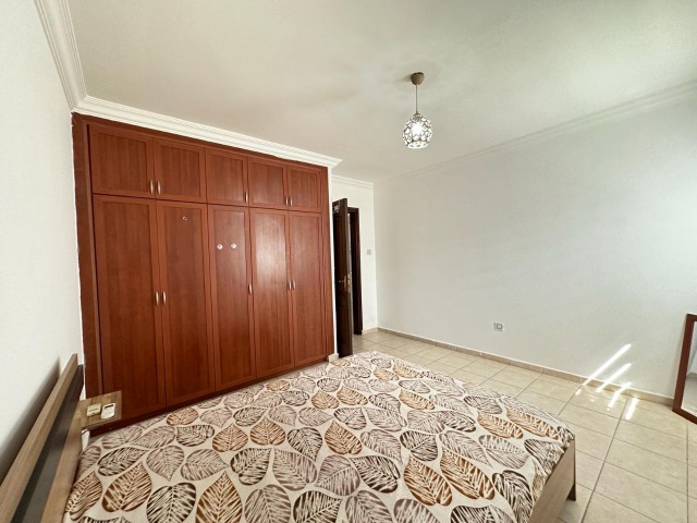 1+1 FLAT FOR RENT IN A SITE WITH POOL IN KYRENIA CENTER