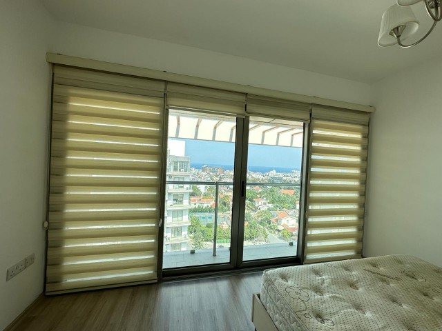 3+1 PENTHOUSE ZU VERMIETEN AUF DEM GRUNDSTÜCK IN GIRNE DOGANKOY