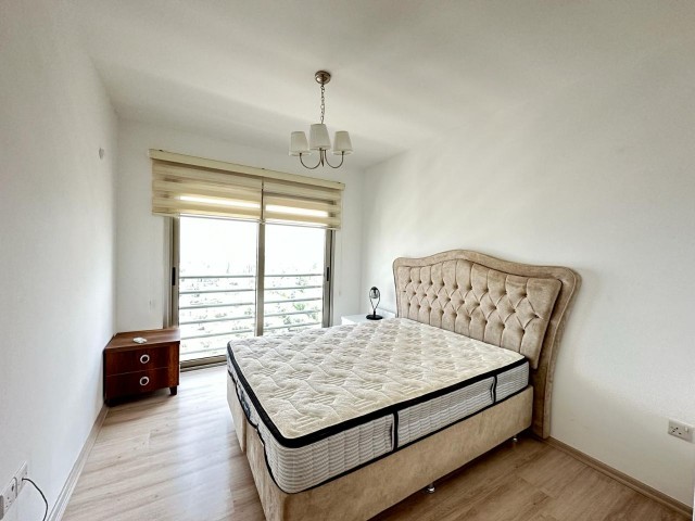 GİRNE DOGANKOY BÖLGESİNDE SİTE İÇERİSİNDE 3+1 KİRALIK PENTHOUSE