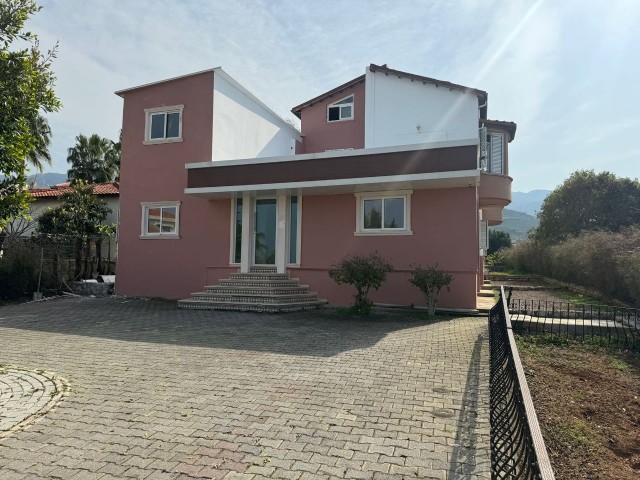 4+3 VILLA FOR SALE IN KYRENIA EDREMIT AREA