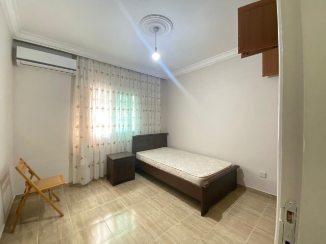 3+1 WOHNUNG ZU VERMIETEN IM KYRENIA CENTER