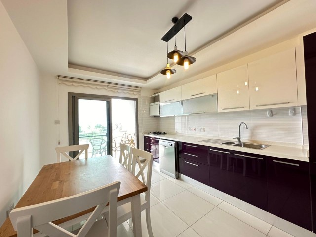 Luxury 3+1 flat for rent in a complex with pool in the center of Kyrenia