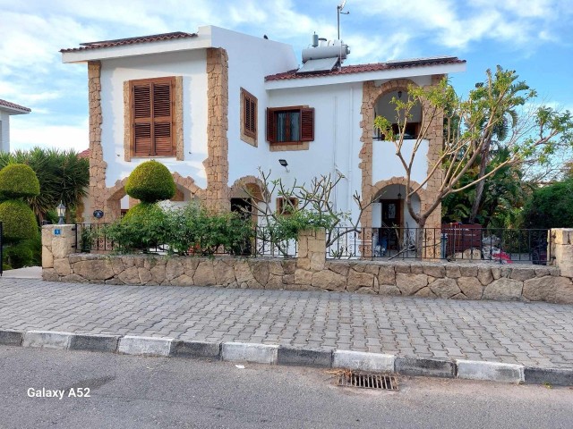 ویلا برای فروش in Alsancak, گیرنه