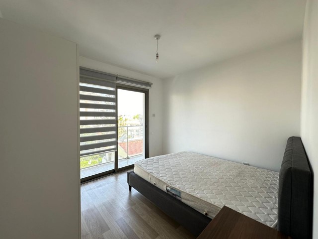 GİRNE MERKEZDE LÜKS EŞYALI 2+1 KİRALIK DAİRE