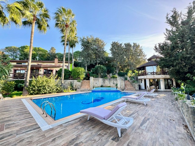 A MAGNIFICENT VILLA OFFERING UNIQUE ELEGANCE AND COMFORT IN GIRNE ÇATALKÖY REGION.