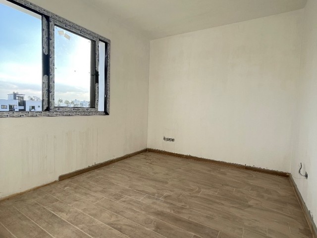 Wunderschönes Penthouse mit 2 Schlafzimmern und türkischem Titel in Gönyeli, Nikosia