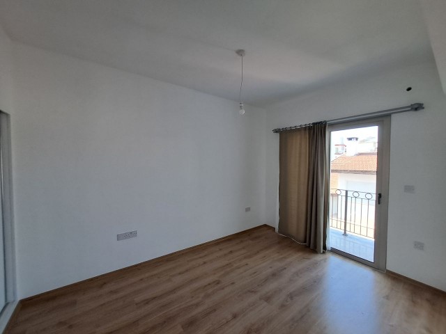 2+1 flat for rent in gocmenkoy