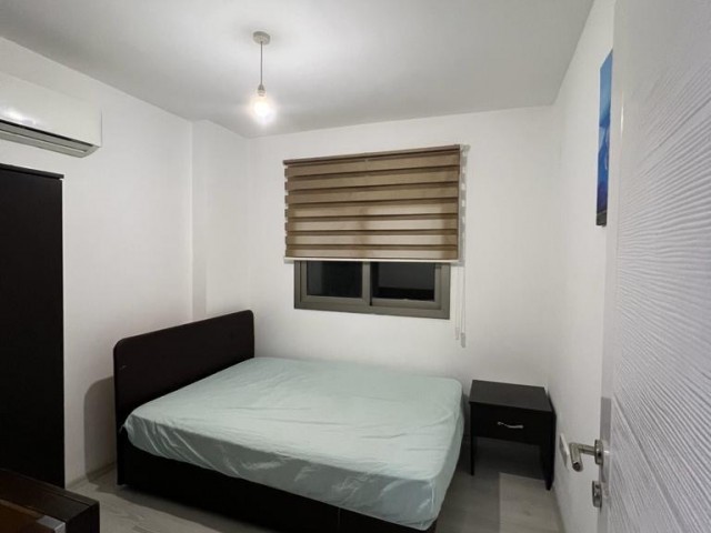 Zu verkaufen! 2 1 Wohnung im Girne Center