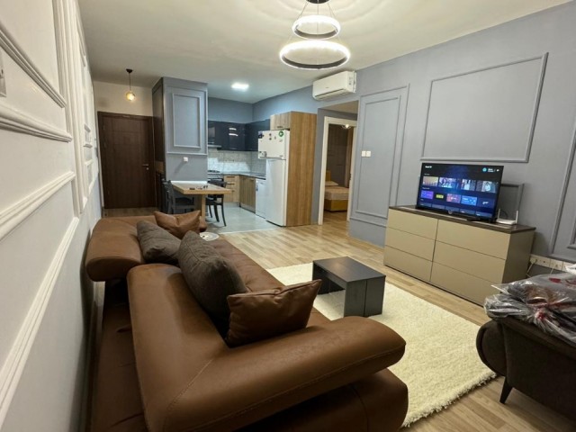 LUXURY AND VERY WELL FURNISHED 2+1 IN GIRNE CENTER 