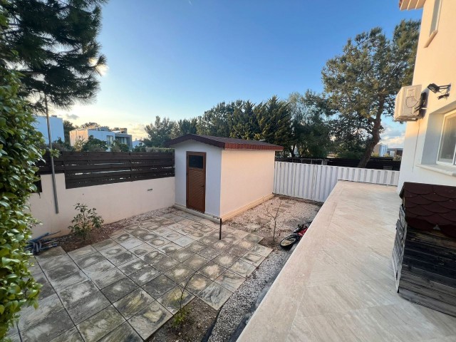 Luxusvilla mit privatem Pool auf 1 Dekar in der Region Kyrenia Alsancak