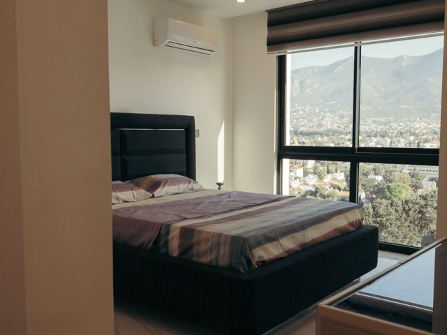 BRANDNEUE UND SEHR EXQUISITE 3+1 PENTHOUSE-WOHNUNG MIT PRIVATEM POOL UND EINEM ATEMBERAUBENDEN MEERBLICK KARAKUM-GIRNE