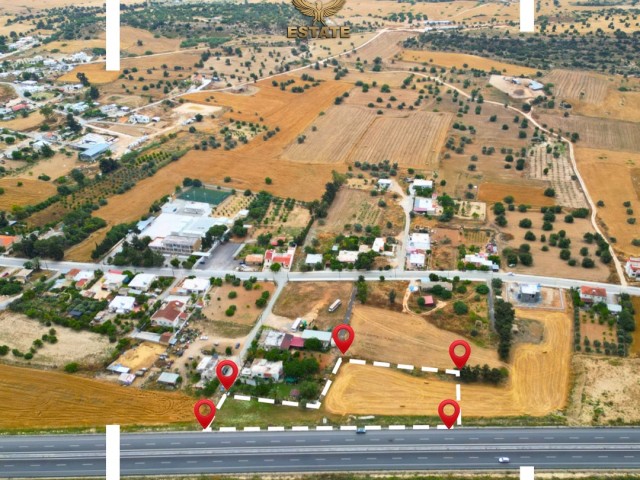 در جاده اصلی ISKELE-KARPAZ (ÇAYIROVA) 2.926 متر مربع (2 انجام شده 2.700 فوت مربع) زمین برای فروش با مجوز تجاری باز برای توسعه £ 55,000 دسامبر